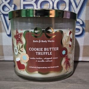 Bath & Body Works Cookie Butter Truffle 3 Wick Candle